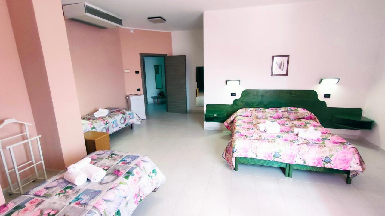 Hotel Mater Mediterranea Senorbi Extérieur photo