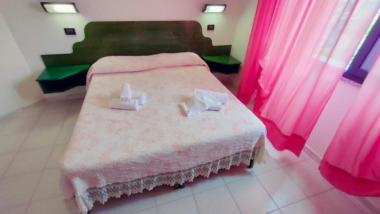Hotel Mater Mediterranea Senorbi Extérieur photo